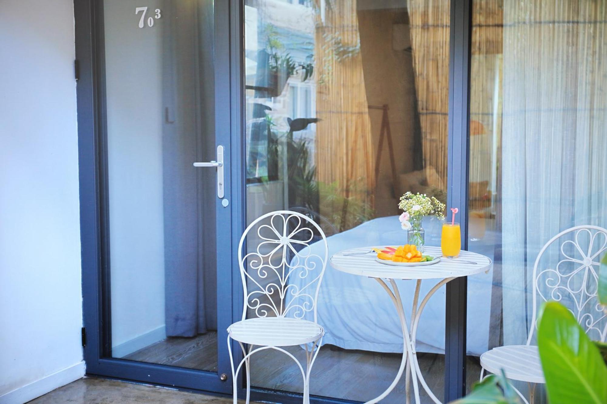 Shenzhen No'6 Garden Villa --French Window With Garden View,Close To Sea World &Shekou Ferry Port &K11 Ecoast &Subway Nearby ,Offer Western Food And Coffee &English Speaking With Tour Services Dış mekan fotoğraf
