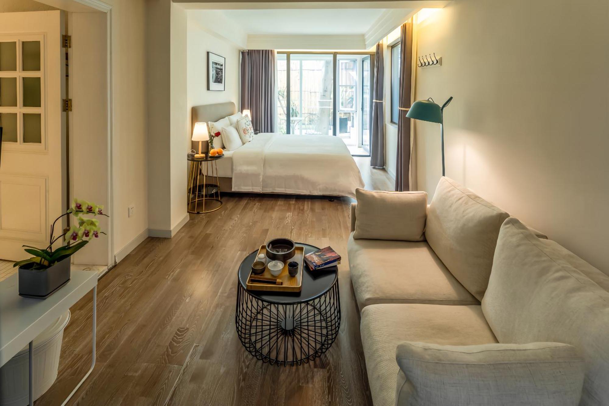 Shenzhen No'6 Garden Villa --French Window With Garden View,Close To Sea World &Shekou Ferry Port &K11 Ecoast &Subway Nearby ,Offer Western Food And Coffee &English Speaking With Tour Services Dış mekan fotoğraf