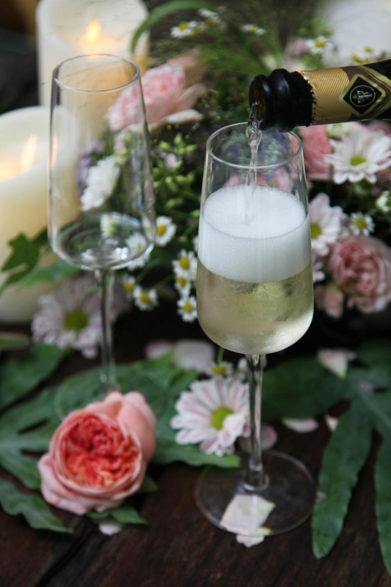 Shenzhen No'6 Garden Villa --French Window With Garden View,Close To Sea World &Shekou Ferry Port &K11 Ecoast &Subway Nearby ,Offer Western Food And Coffee &English Speaking With Tour Services Dış mekan fotoğraf