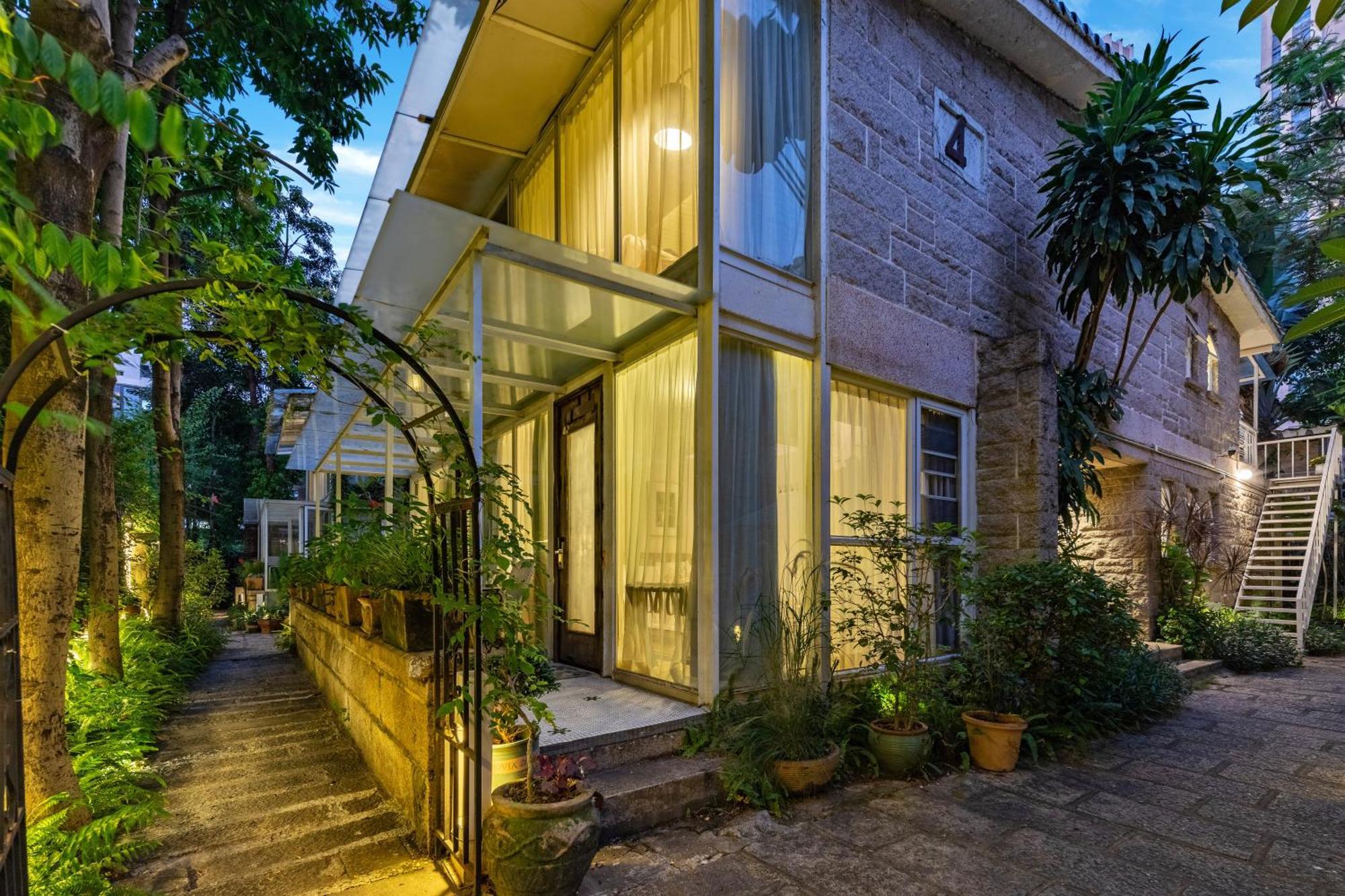Shenzhen No'6 Garden Villa --French Window With Garden View,Close To Sea World &Shekou Ferry Port &K11 Ecoast &Subway Nearby ,Offer Western Food And Coffee &English Speaking With Tour Services Dış mekan fotoğraf